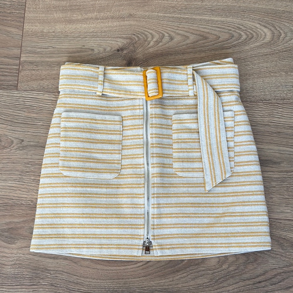 Butter Yellow Mini Skirt with belt